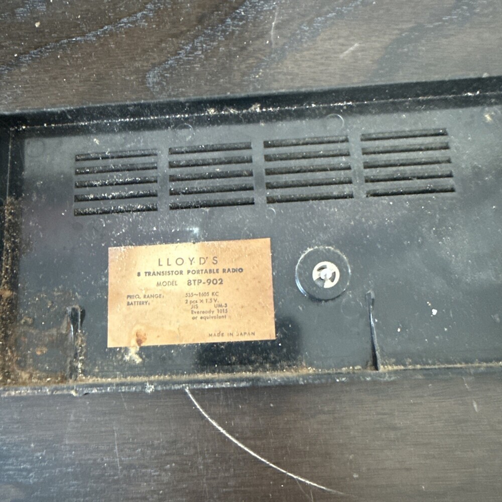 Vintage High Sensitivity Transistor Radio From Japan In The 1960S - Picture 6 of 7